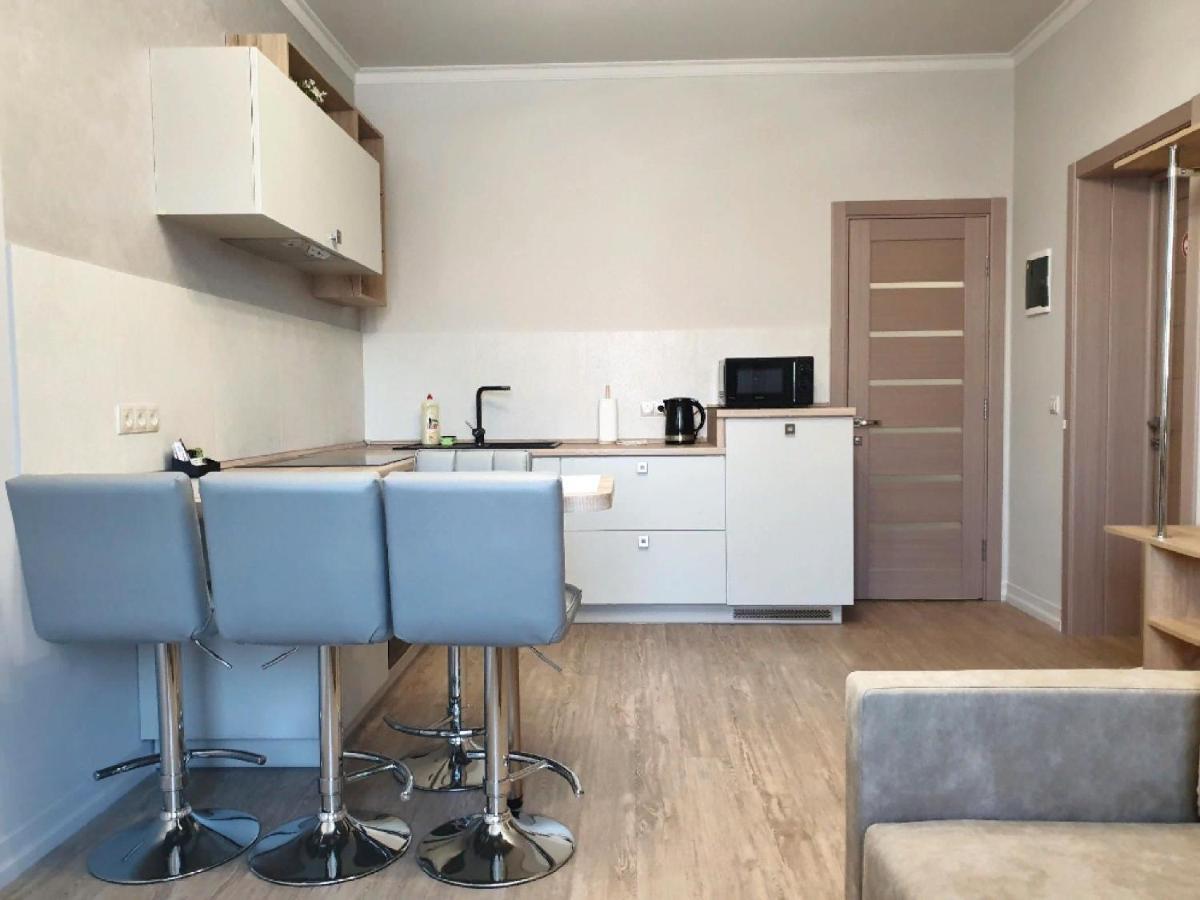Apartment Sweethome 1 Free Parking Uzjhorod Eksteriør billede